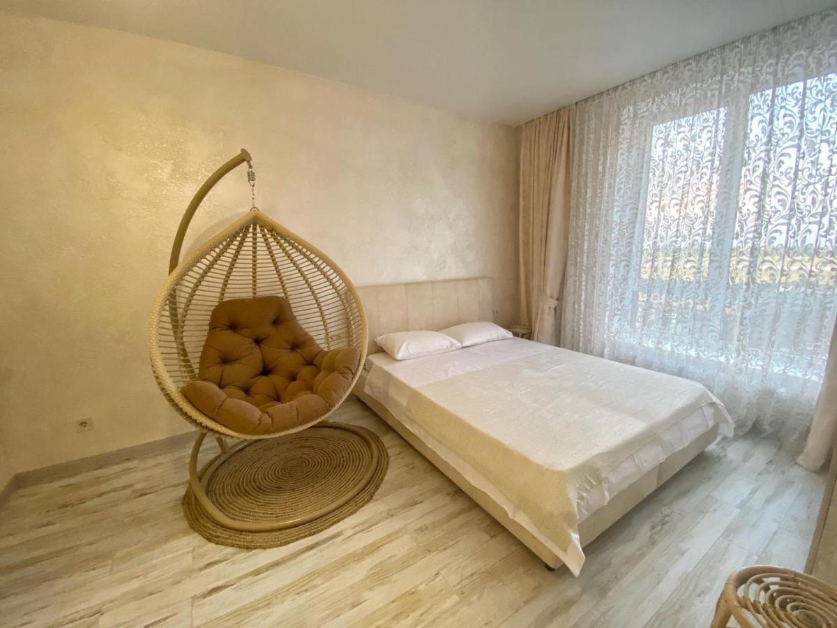 Kikasso Art Apart Odessa Fontanka Bagian luar foto
