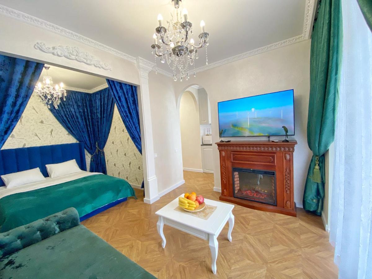 Kikasso Art Apart Odessa Fontanka Bagian luar foto